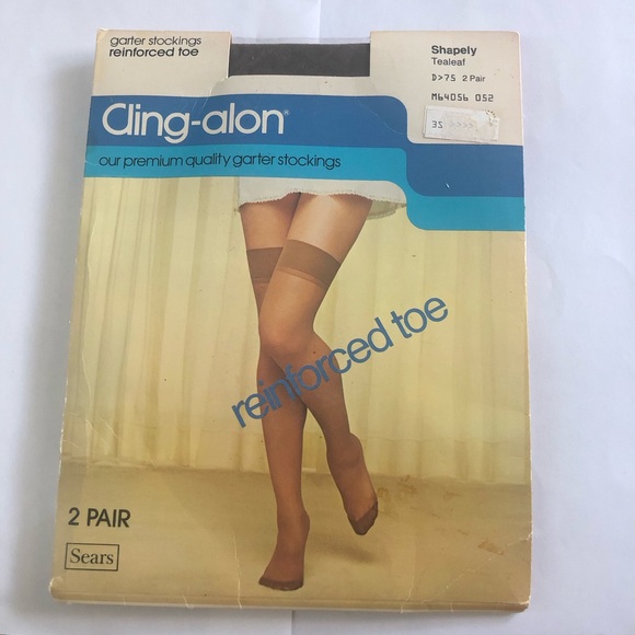2 PAIR Sears CLING-ALON Nylon Knee High Stockings Reinforce Toe - Picture 4 of 6